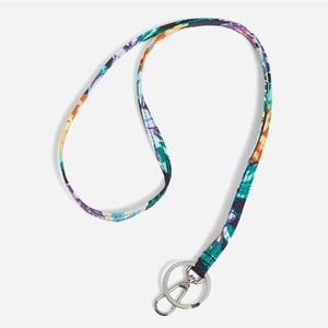 NWT Vera Bradley Happy Blooms Signature Ring & ID Clip Lanyard.